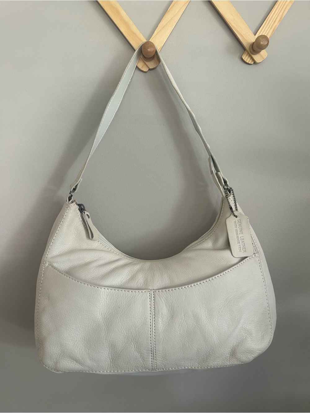 ST. JOHN’S BAY White Leather Hobo Shoulder Bag